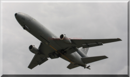 Reach 948 tucking away the landing gear