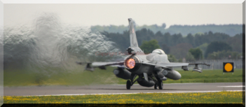Retro 61 thundering down Mildenhalls runway