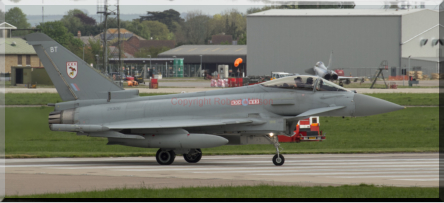 Rockstar 31 lining up on runway 07