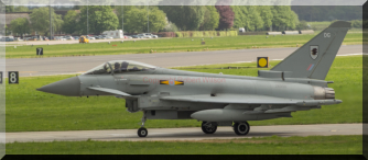 Chaos 21 taxing to runway 07