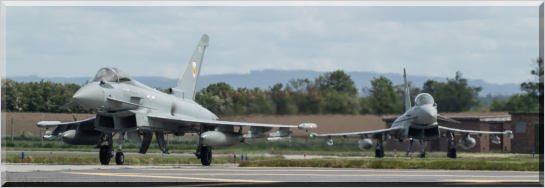 Psycho 41 and 42 preparing for departure from runway 05 (09/06/15)