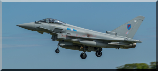 Turbo 33 returning against blue skies (10/06/15)